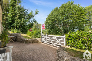 Photo 18- click for photo gallery